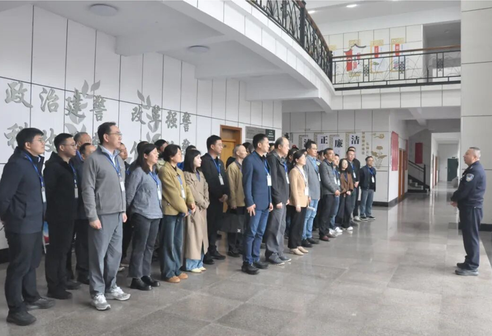 筑牢廉洁防线 | beat365在线唯一官网赴武进看守所开展廉洁警示教育活动